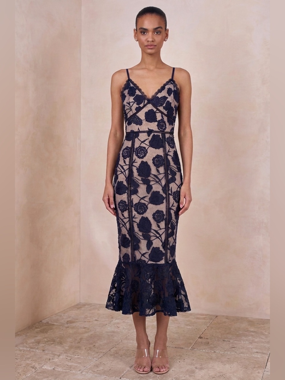 🌷 Lulu's Navy Floral Maxi Dress #31